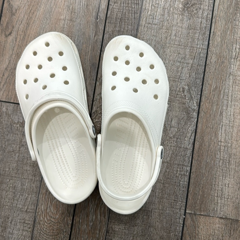 White Crocs Size Men Seven